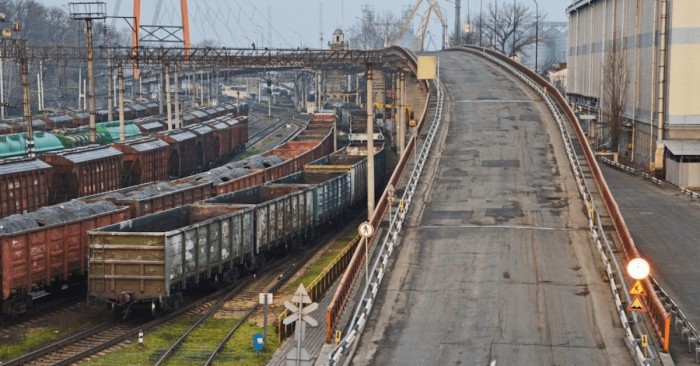 Ракетні удари по півдню України призвели до зменшення вивантаження зернових в портах