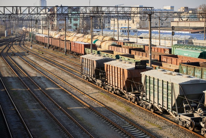 В Україні залізницею перевезено 287 млн тонн вантажів за 11 місяців 2021 року В Україні залізницею перевезено 287 млн тонн вантажів за 11 місяців 2021 року