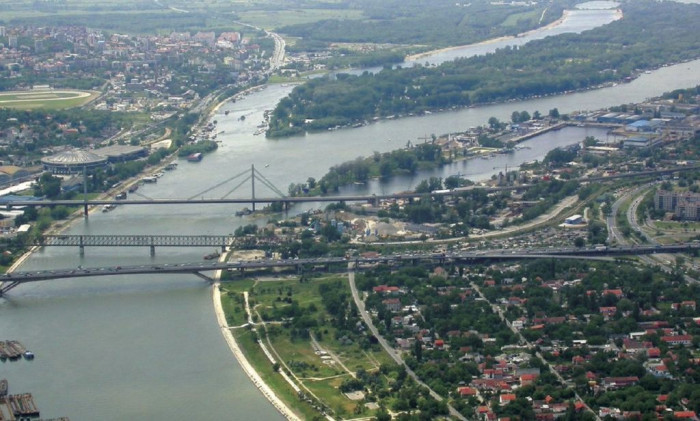 Сербія проводить масштабні днопоглиблювальні роботи на Дунаї: задіяні майже всі потужності країни Сербія проводить масштабні днопоглиблювальні роботи на Дунаї: задіяні майже всі потужності країни