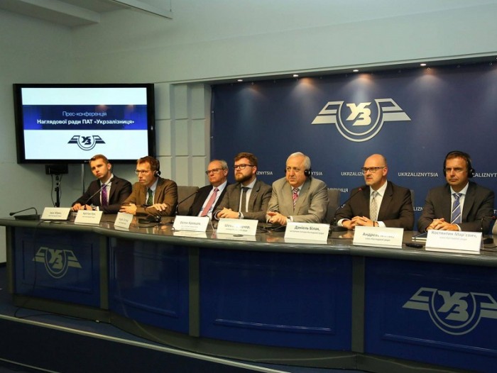 Наглядова рада "Укрзалізниці" відзвітувала про роботу, відреагувавши на критику прем'єр-міністра Наглядова рада "Укрзалізниці" відзвітувала про роботу, відреагувавши на критику прем'єр-міністра