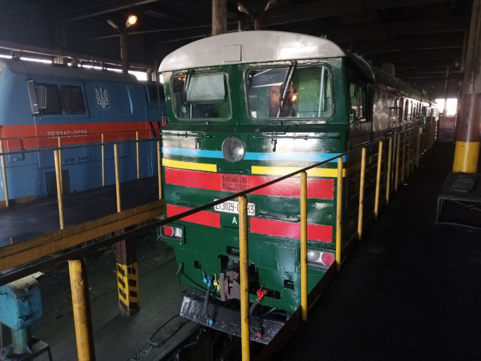 Confiscated Belarusian diesel locomotives have been serviced and carry UZ cargo Confiscated Belarusian diesel locomotives have been serviced and carry UZ cargo