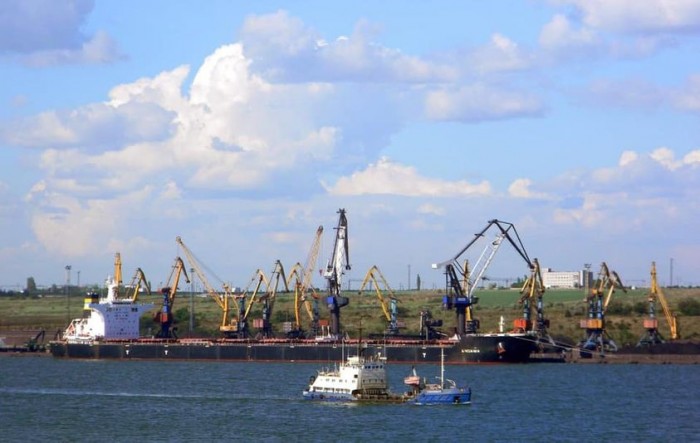 В порту Пивденный перевалили почти 25 млн тонн грузов за первое полугодие 2021 года