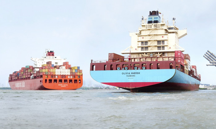 Maersk plans to carry out a large-scale restructuring and unification of all businesses under a single brand Maersk plans to carry out a large-scale restructuring and unification of all businesses under a single brand
