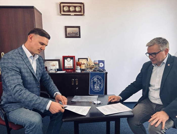 Польський та український регістри судноплавства підписали угоду про дуальний клас Польський та український регістри судноплавства підписали угоду про дуальний клас