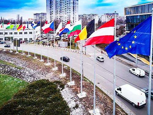 Зелене світло від Європарламенту для стандарту Євро 7. За кілька років жорсткіші обмеження для вантажівок Зелене світло від Європарламенту для стандарту Євро 7. За кілька років жорсткіші обмеження для вантажівок