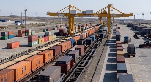 Перевозки грузов по железной дороге из Китая в Европу выросли на 30% Перевозки грузов по железной дороге из Китая в Европу выросли на 30%