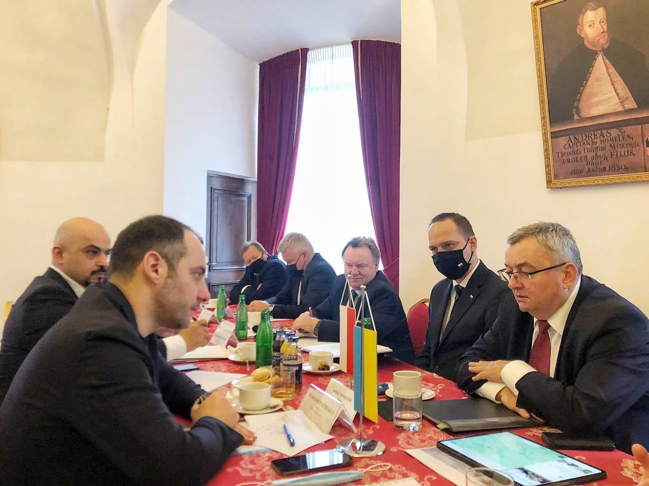 Україна та Польща об'єднують зусилля із запуску швидкісного залізничного сполучення між Києвом та Варшавою Україна та Польща об'єднують зусилля із запуску швидкісного залізничного сполучення між Києвом та Варшавою