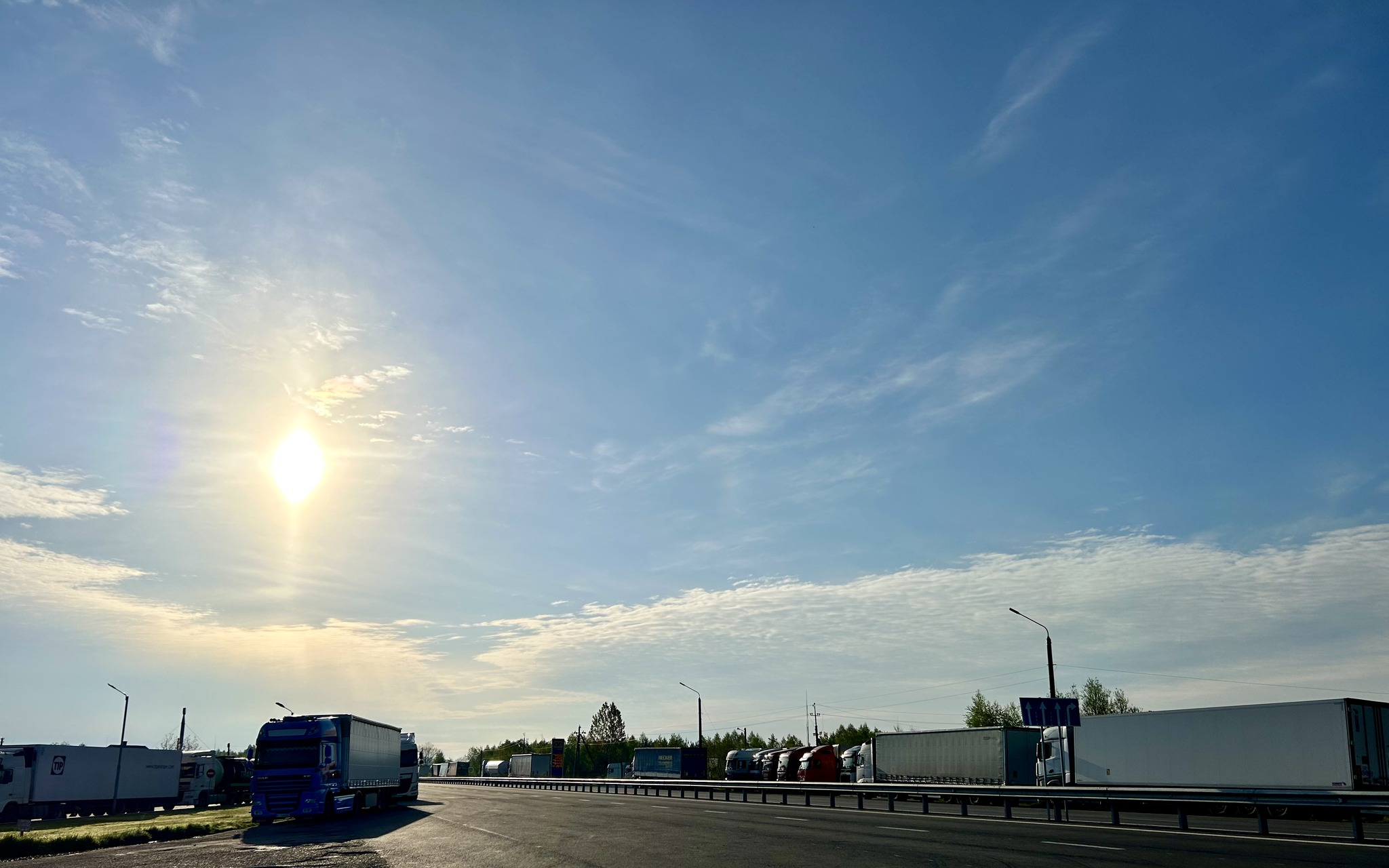 Польские перевозчики блокируют три пункта пропуска.