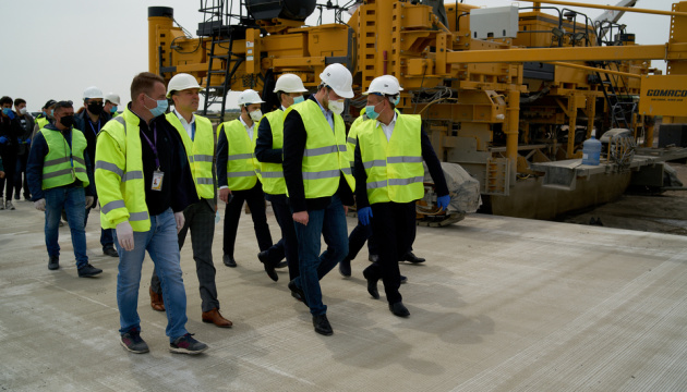 Плануємо завершити реконструкцію злітної смуги в Одеському аеропорту в червні, - Владислав Криклій