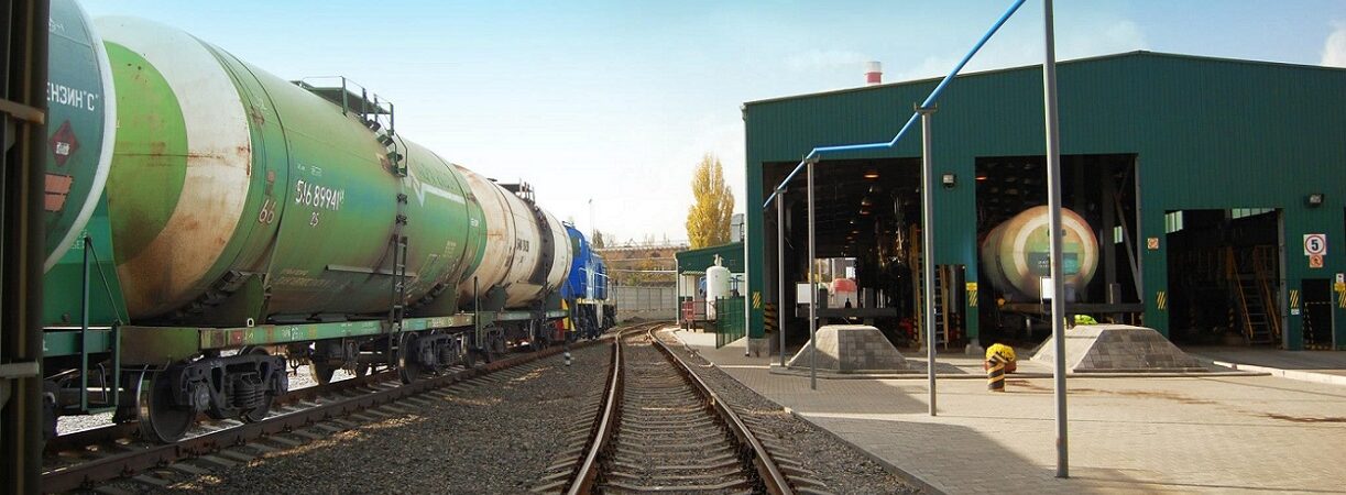 Кабмін скасував ліцензування експорту кукурудзи й соняшникової олії