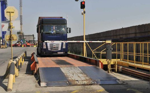МІУ планує впровадити габаритно-ваговий контроль автотранспорту в портах