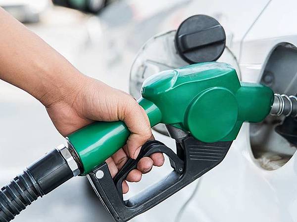 СКАСУВАННЯ АКЦИЗУ НА ПАЛЬНЕ ТА ЗНИЖЕННЯ ПДВ ПІДТРИМАЮТЬ УКРАЇНСЬКУ ЕКОНОМІКУ ПІД ЧАС ВІЙНИ СКАСУВАННЯ АКЦИЗУ НА ПАЛЬНЕ ТА ЗНИЖЕННЯ ПДВ ПІДТРИМАЮТЬ УКРАЇНСЬКУ ЕКОНОМІКУ ПІД ЧАС ВІЙНИ