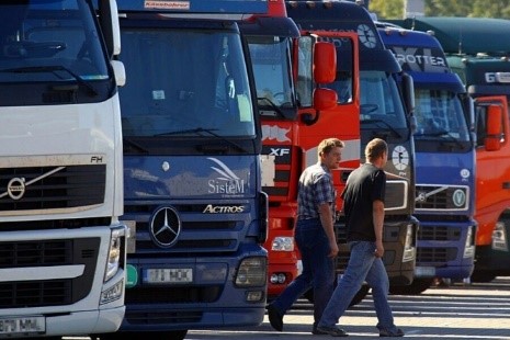 Международный союз автотранспорта прогнозирует массовое банкротство в сфере автоперевозок
