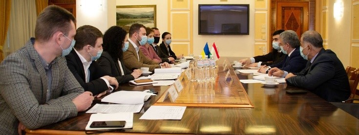 МИУ рассчитывает на помощь Таджикистана в развитии транзитного потенциала Украины