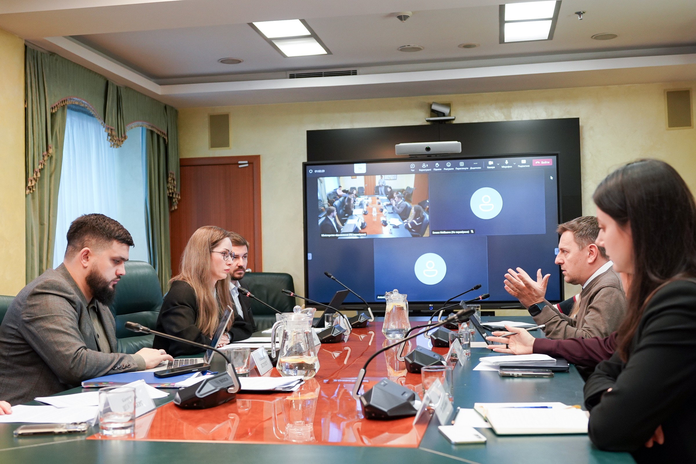 МІНРОЗВИТКУ ТА МБРР ОБГОВОРИЛИ ПРОГРЕС КЛЮЧОВИХ ПРОЄКТІВ ВІДНОВЛЕННЯ ТРАНСПОРТНОЇ ЛОГІСТИКИ МІНРОЗВИТКУ ТА МБРР ОБГОВОРИЛИ ПРОГРЕС КЛЮЧОВИХ ПРОЄКТІВ ВІДНОВЛЕННЯ ТРАНСПОРТНОЇ ЛОГІСТИКИ